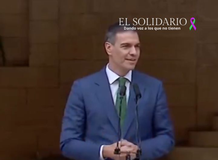 Pedro Sánchez se reunirá con el presidente de Canarias para abordar la crisis migratoria