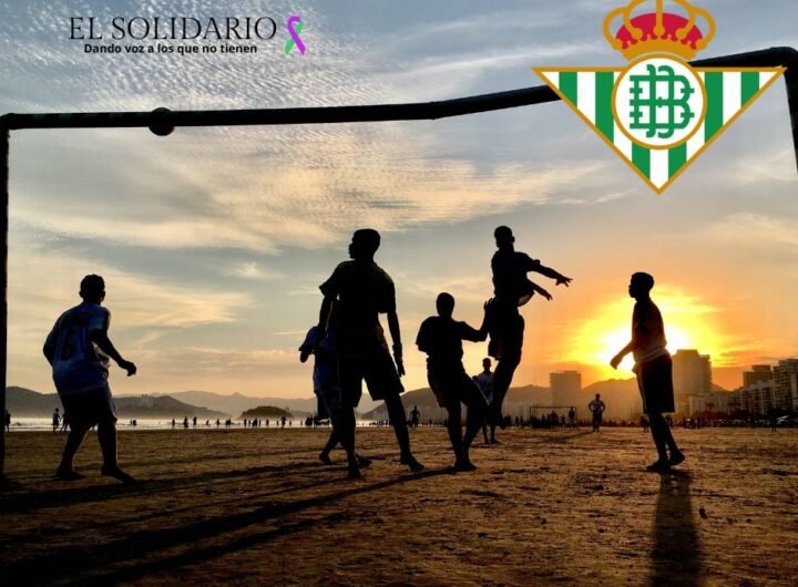 El Betis Beach va a la Línea de la Concepción a jugar un amistoso con el Cádiz y a enseñar sostenibilidad.