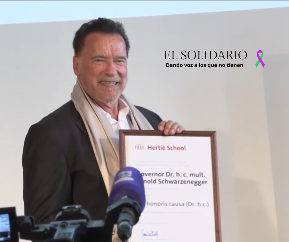 Arnold Schwarzenegger ha sido nombrado Doctor Honoris Causa por la Universidad Hertie de Berlín por su compromiso en la lucha contra el cambio climático y la defensa del medioambiente.