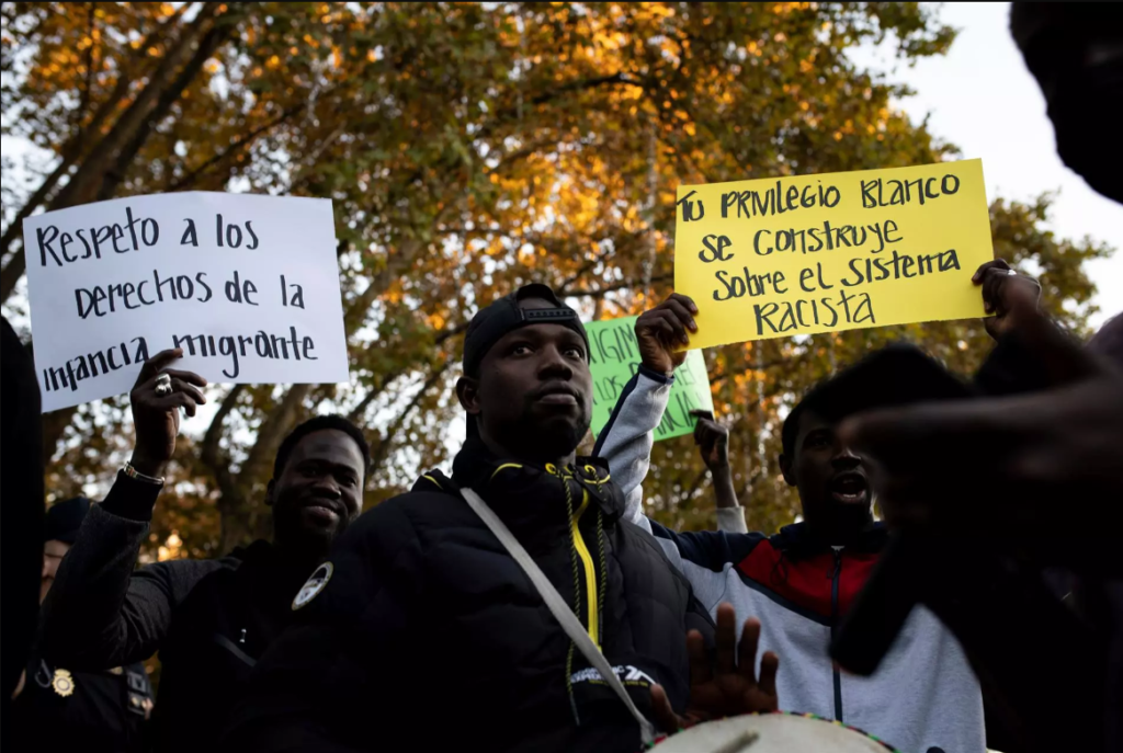 Manipulación mediática, discursos de odio y bulos catapultan a la inmigración como la mayor preocupación de los españoles