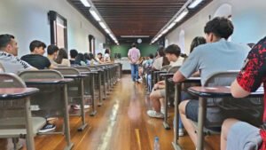 El caos universitario en Andalucía deja a 1000 estudiantes sin su futuro, ¿error algorítmico o promesas rotas?