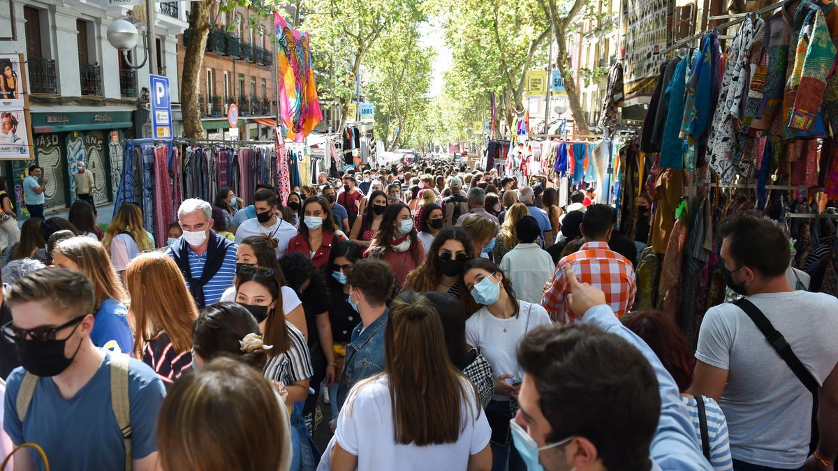 El exceso de muertes por COVID-19 pone a Madrid en el punto de mira y al plan aplicado por Ayuso