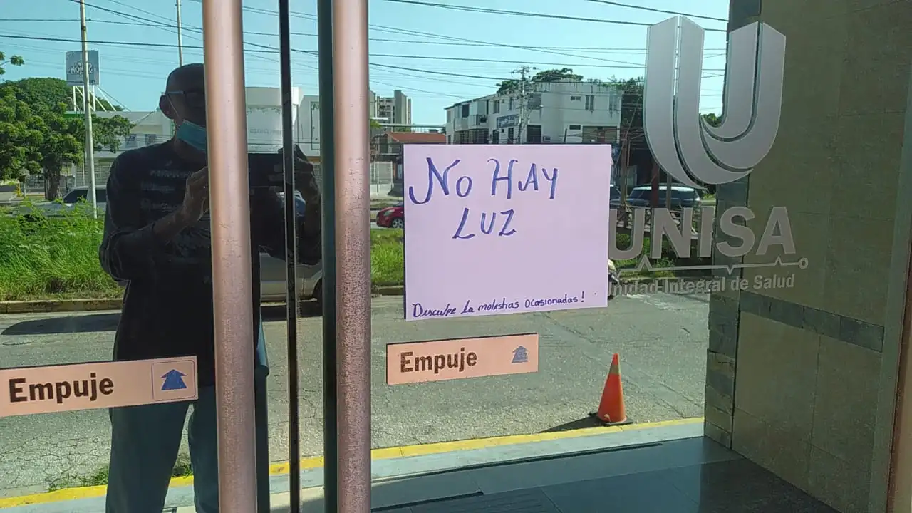 La crisis que mantiene en la oscuridad a millones de venezolanos 