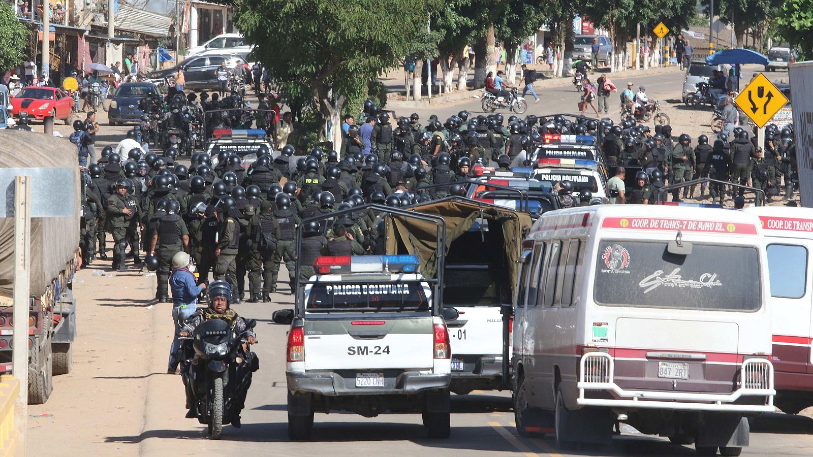 Desesperanza en Bolivia: un pueblo bloqueado y en tensión luchando por la paz