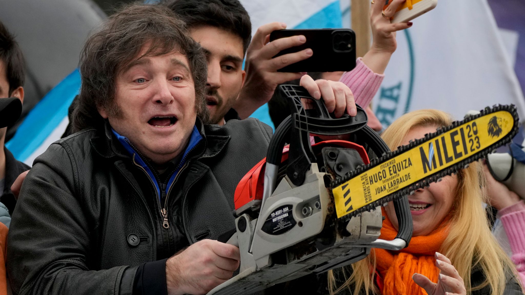 Milei quiere acabar con los documentos no binarios, el femicidio y los cupos trans, en un retroceso que ataca la igualdad en Argentina   