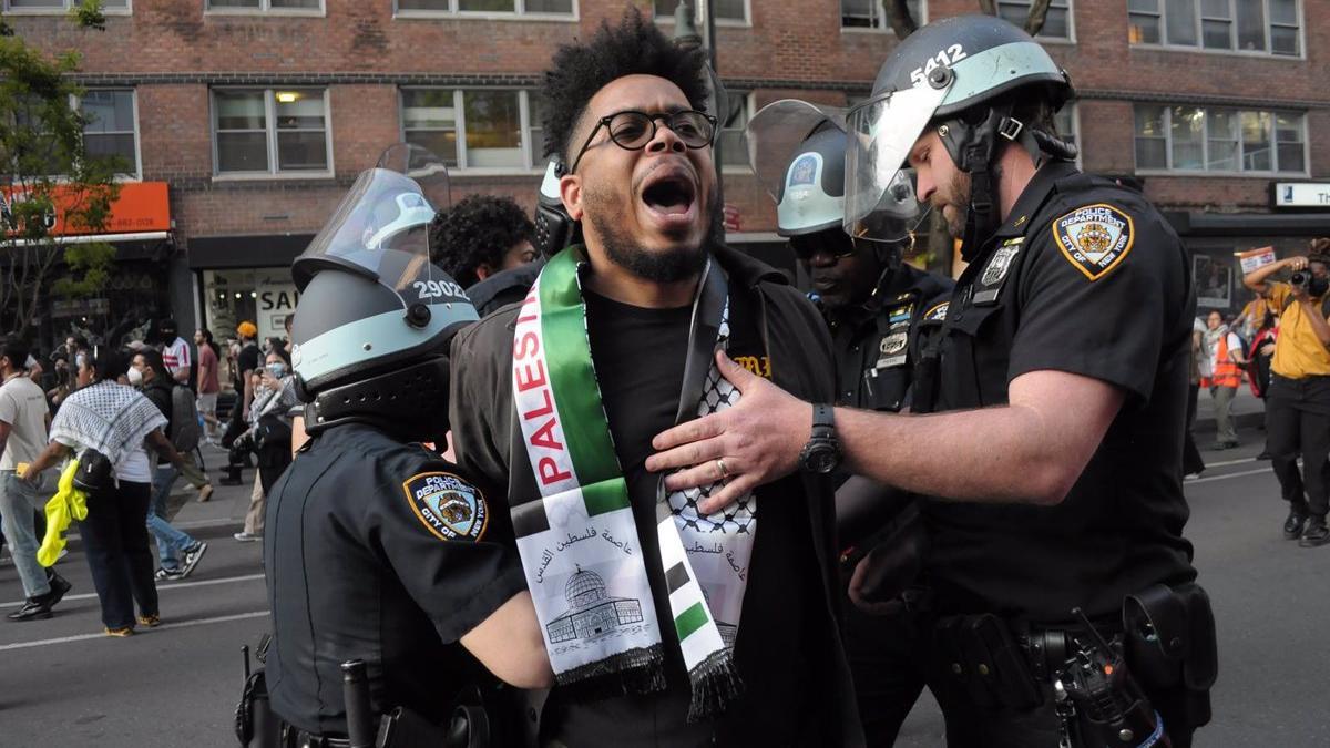 Trump amenaza con deportar a universitarios extranjeros que participen en manifestaciones propalestinas