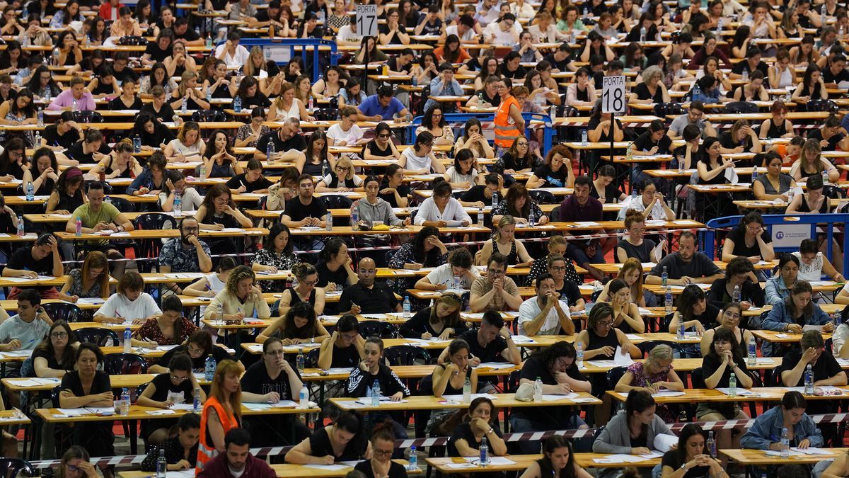 Los jóvenes apuestan a opositar para encontrar estabilidad laboral y desarrollo profesional