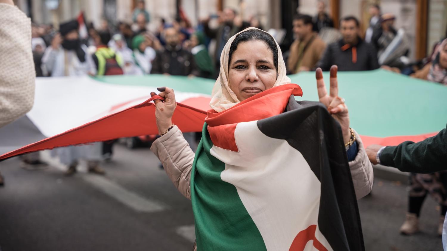 Mujeres saharauis alzan la voz contra la represión que vive su pueblo durante más de cinco décadas