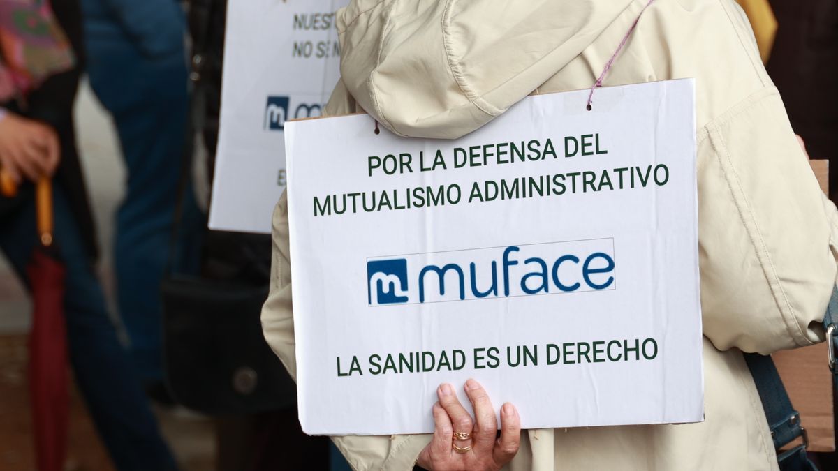 Muface ajusta su convenio sanitario y Adeslas reconsidera su participación