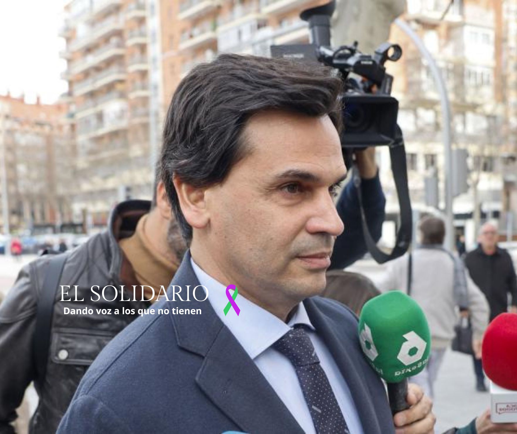 En el caso de pareja de Ayuso, la sombra del poder también huele a dinero