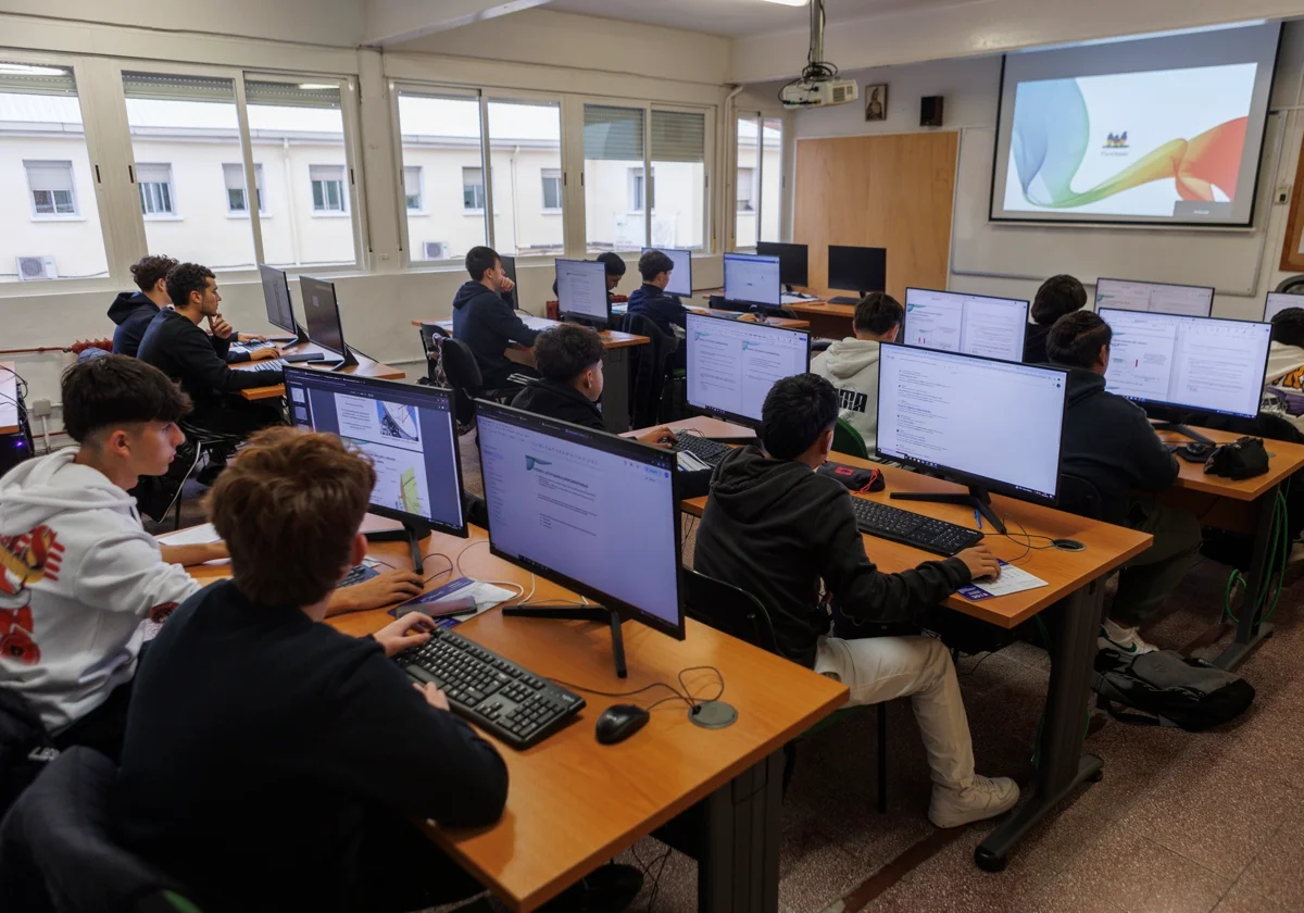 Nueva vía de acceso a la FP garantizará la igualdad de oportunidades y modernización de la educación