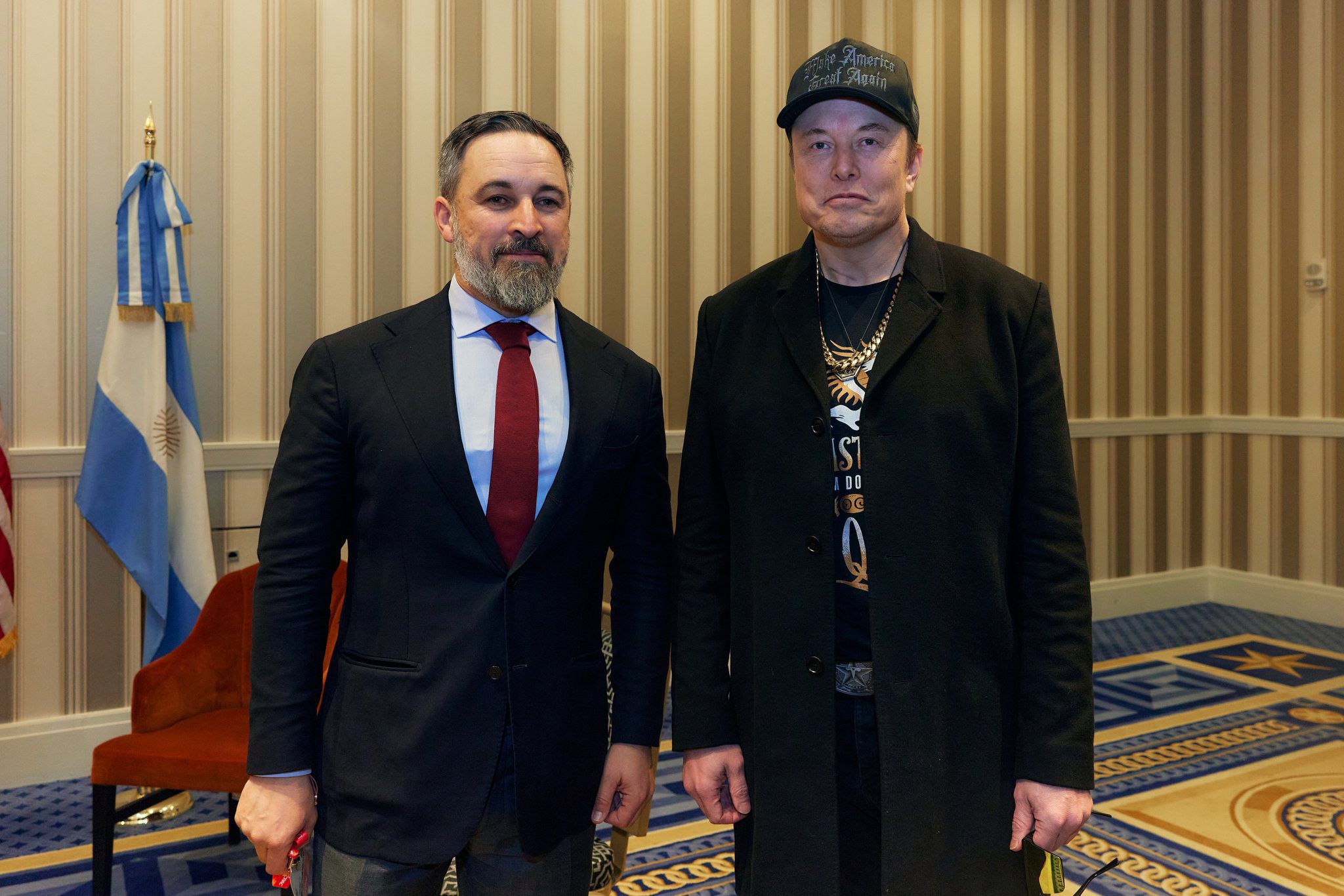 Musk y Trump unen fuerzas para impulsar a la ultraderecha española: ¿Por qué les interesa que Abascal gobierne? 