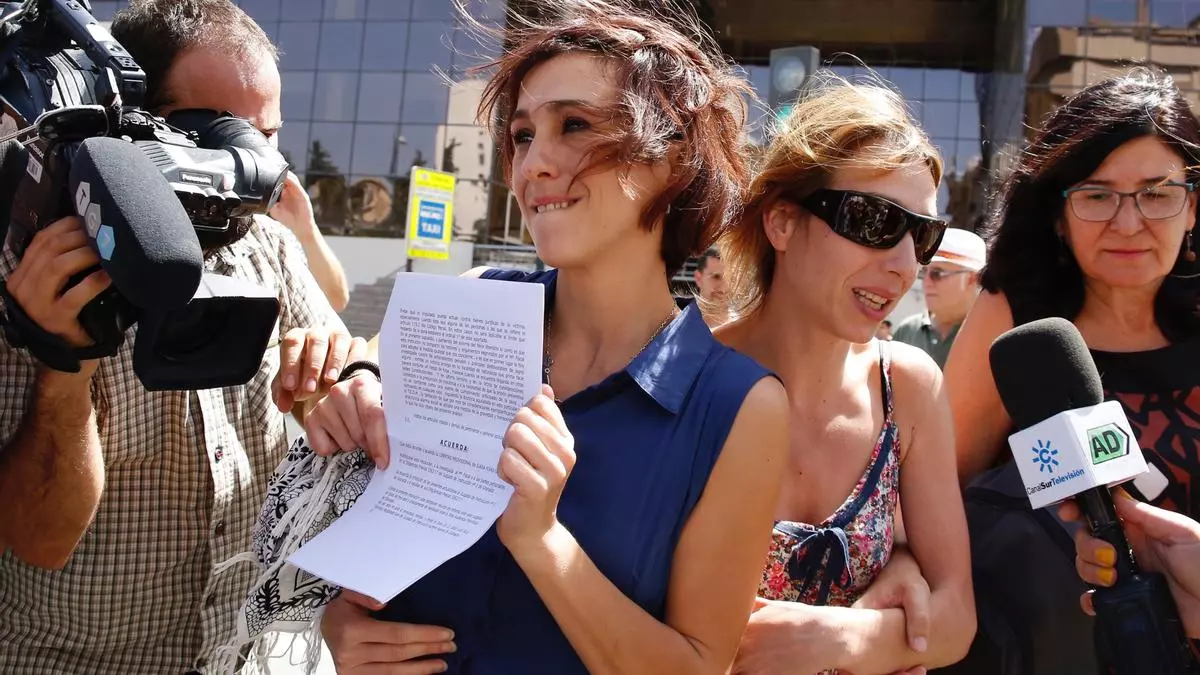 Justicia italiana ordenó que custodia del hijo menor de Juana Rivas quede en manos del padre maltratador