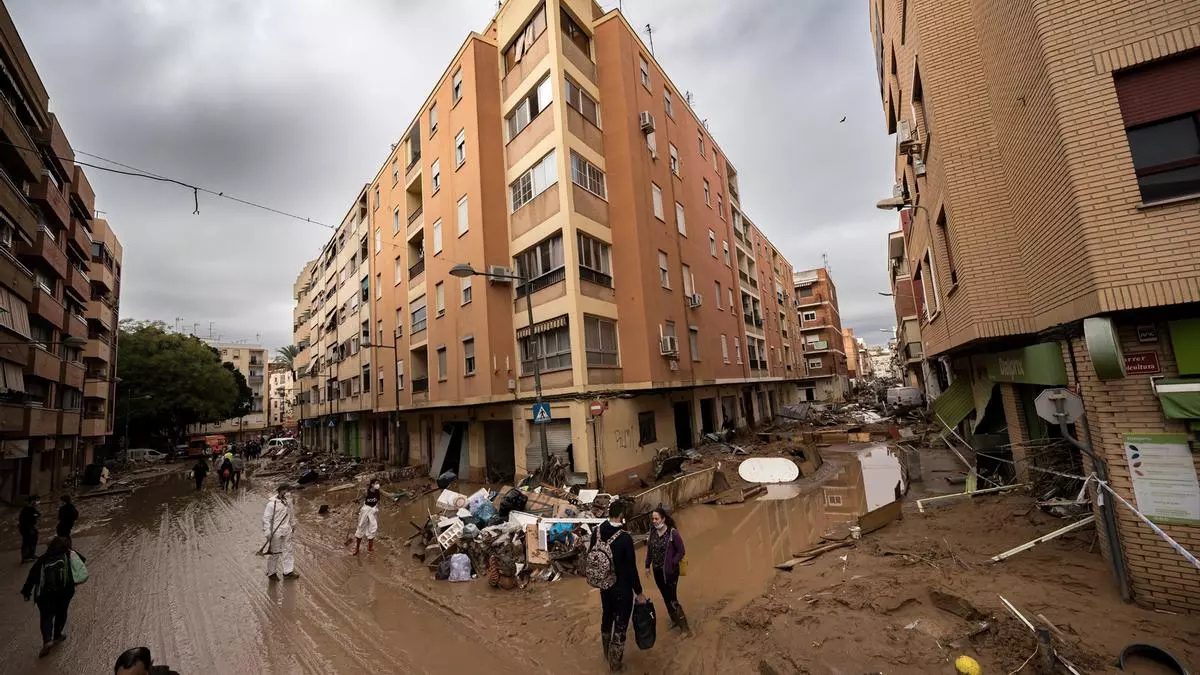 El Gobierno impulsa regularizaciones a favor de los miles de migrantes afectados por la DANA