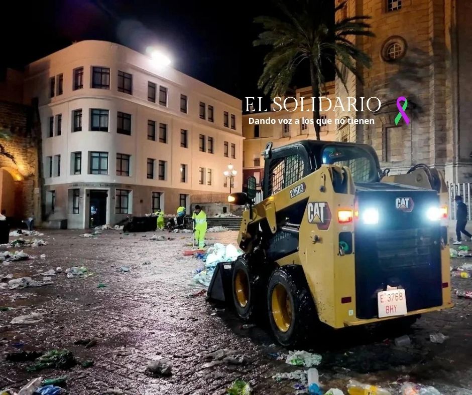 Cádiz busca defender su patrimonio cultural de las borracheras