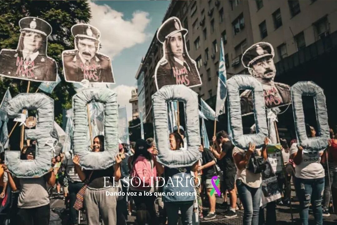 Movilización por los desaparecidos durante la última dictadura militar Argentina / El Solidario
