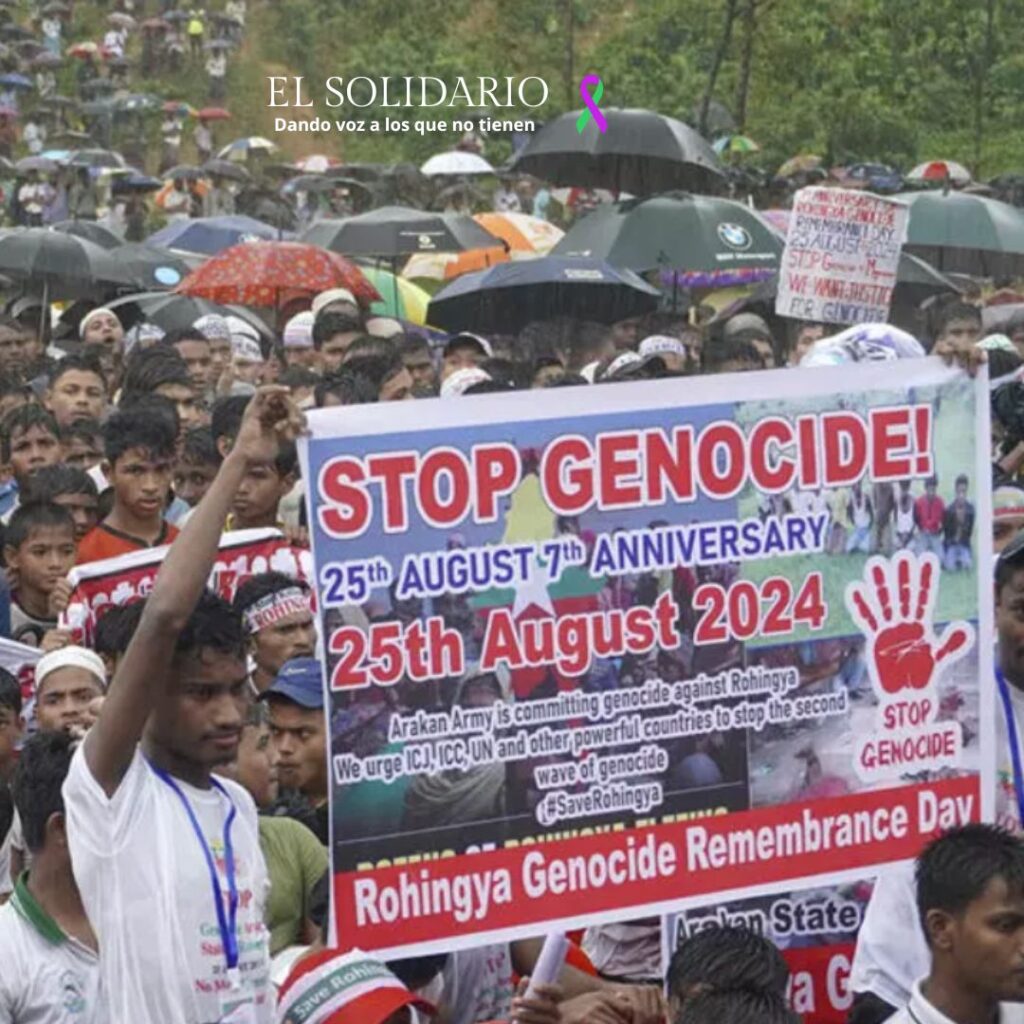 Refugiados rohingya se reunidos en conmemoración del séptimo aniversario de su huida Myanmar para escapar de la represión militar, Bangladesh, 2024 / Mokammel Mridha / El Solidario