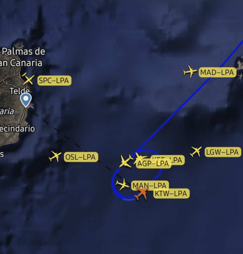 Toma de flight radar 24. Rate cero para el aeropuerto de Gran Canaria por inundación de ambas pistas. Esperas y desvíos a aeropuertos alternativos del archipiélago.