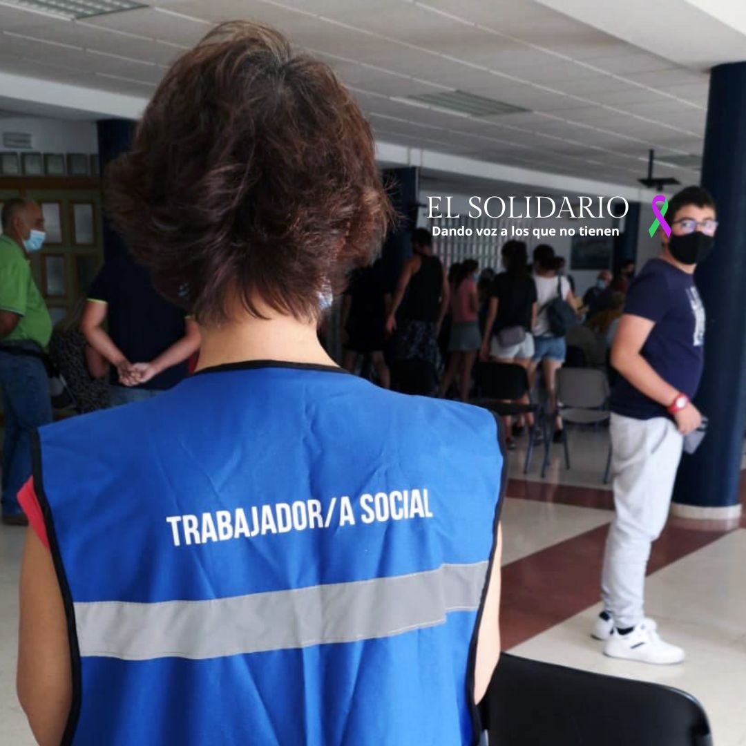 Las malas condiciones laborales, emocionales y físicas de quienes trabajan en la peligrosa asistencia social