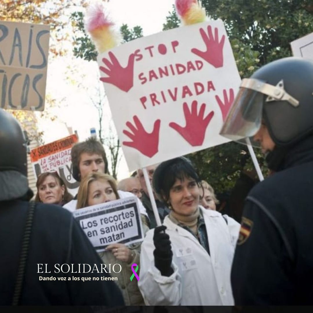 Las aseguradoras privadas baten record histórico de beneficios mientras miles de pacientes esperan meses para ser atendidos
