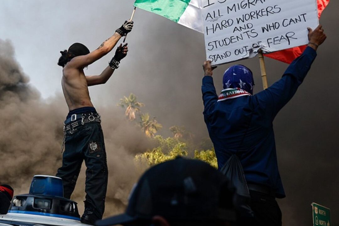 Protestas en los Ángeles por la política inmigratoria de Trump / Toma RR SS / El Solidario