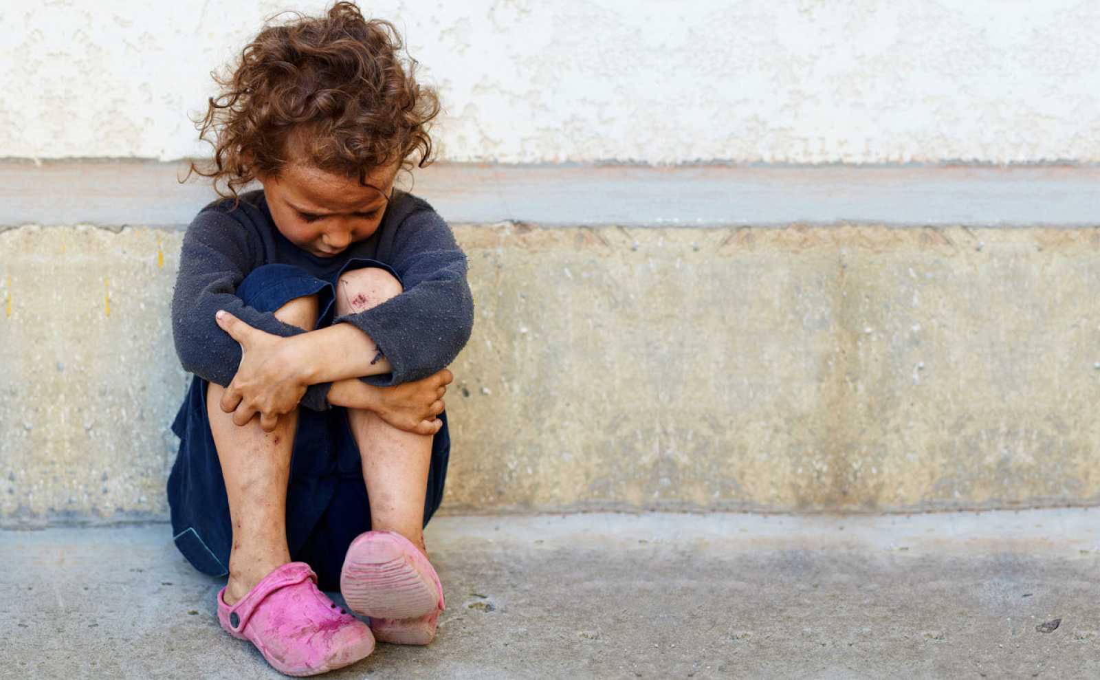 La ayuda universal por hijo de 200 euros llega a España para combatir la exclusión