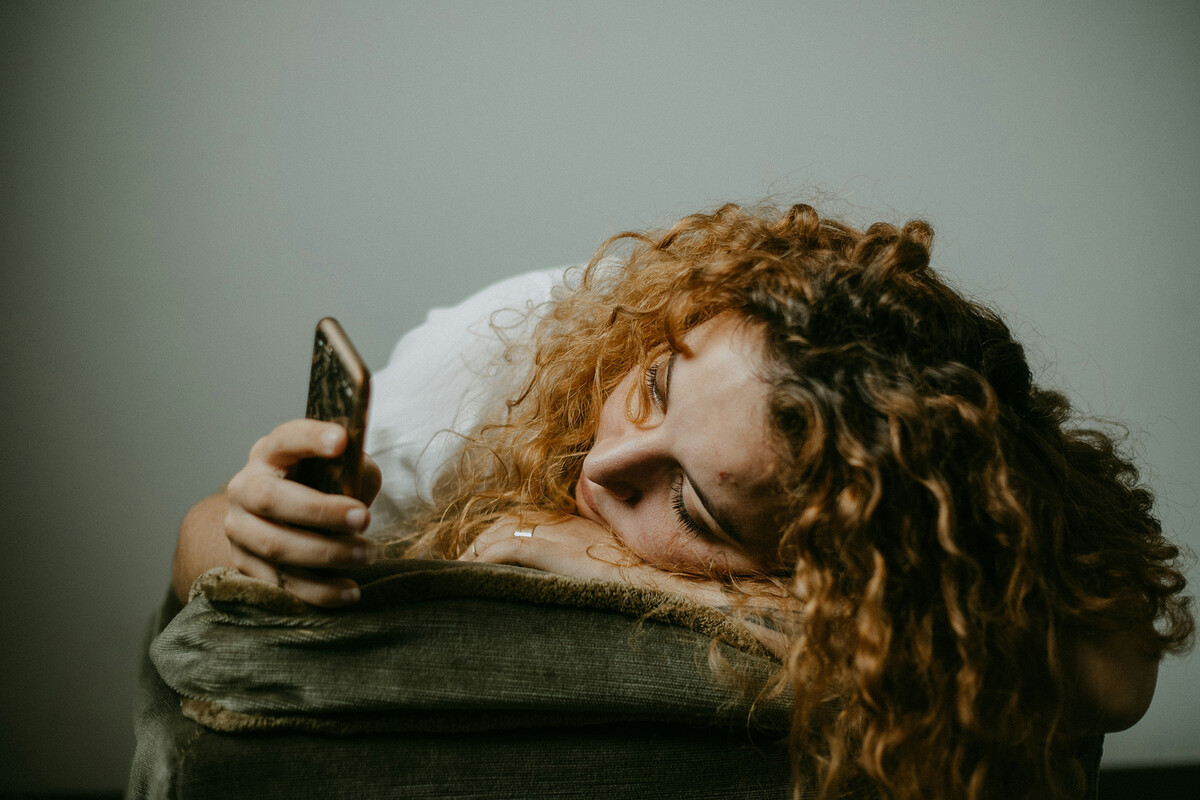 Ansiedad del domingo: por qué el miedo al lunes es señal de que estás quemado en el trabajo