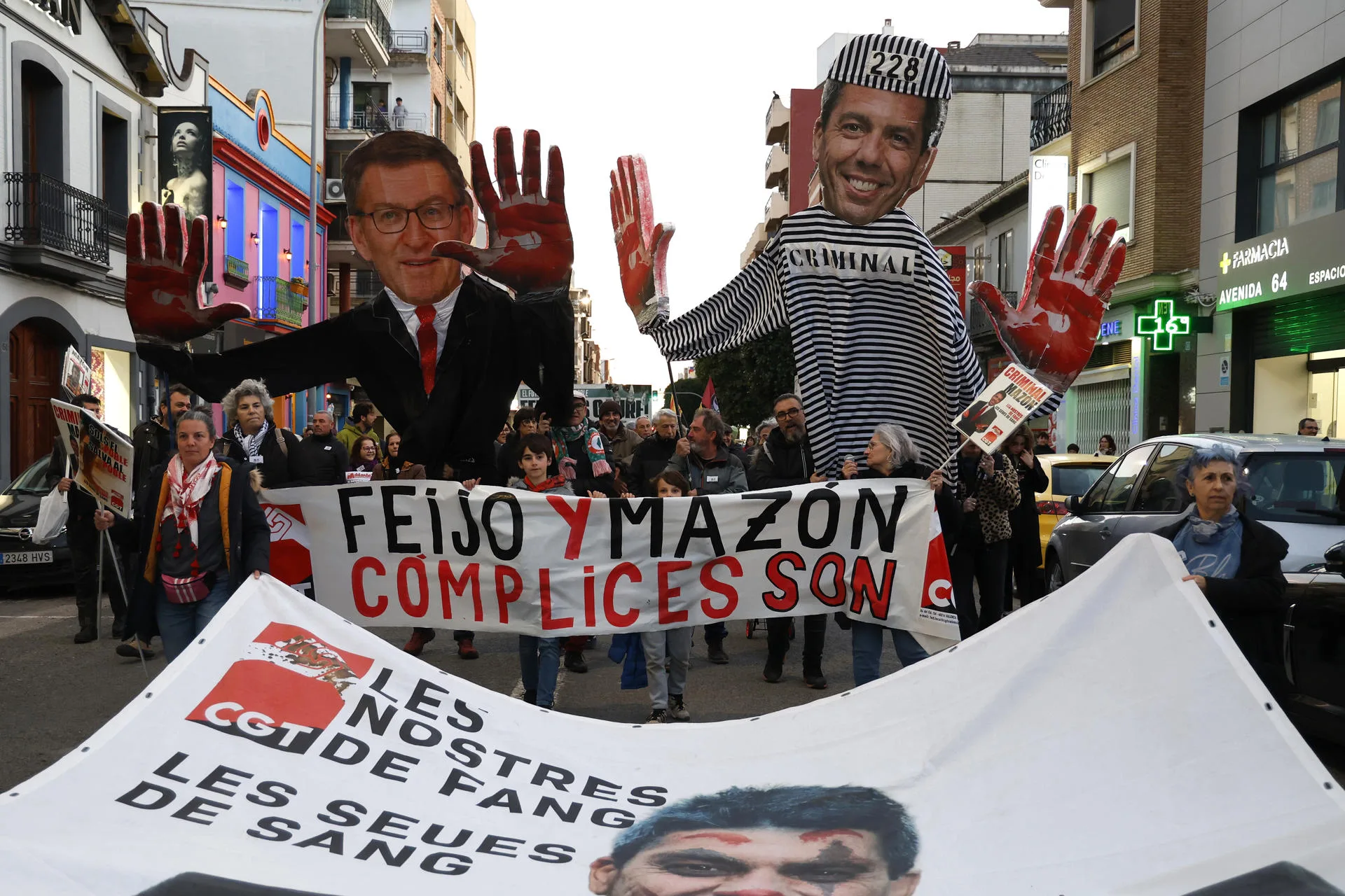 La manifestación de Valencia sigue exigiendo la dimisión de Mazón por la gestión de la DANA
