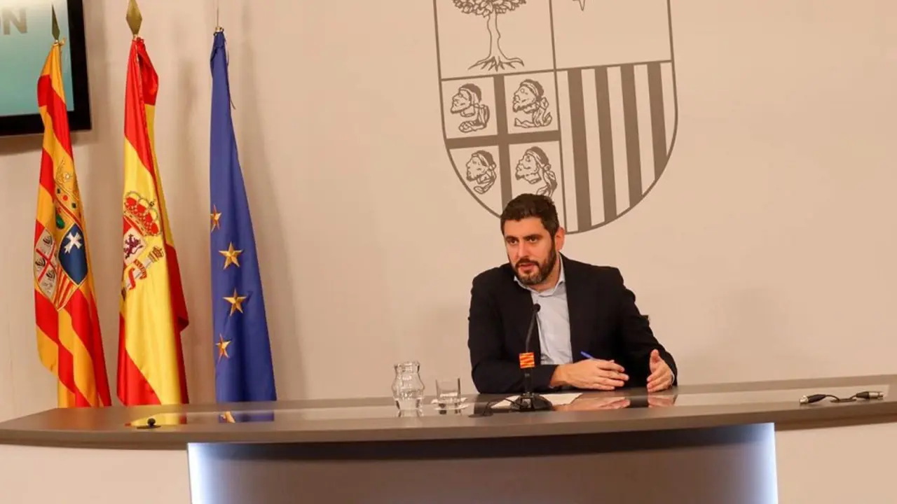Aragón recorta la paga a menores migrantes y la Fiscalía investiga si hay delito de odio