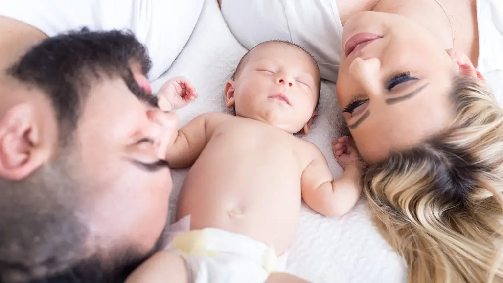 España plantea una ayuda universal de 200 euros por hijo para combatir la pobreza infantil y apoyar a las familias