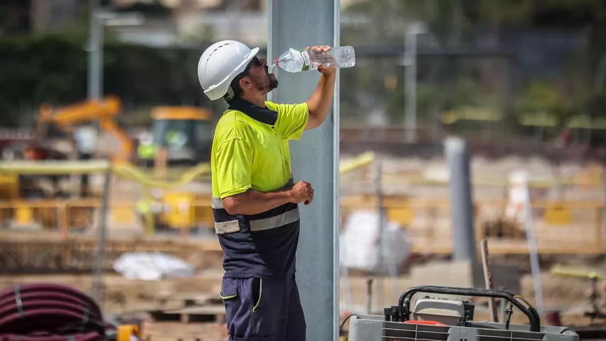 El Gobierno activa un permiso retribuido de 4 días por ola de calor si la empresa no garantiza la seguridad