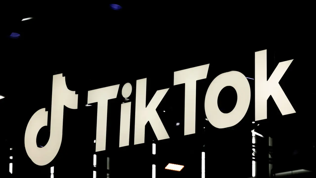 Bruselas pone contra las cuerdas a TikTok: detecta fallos graves en la protección de menores