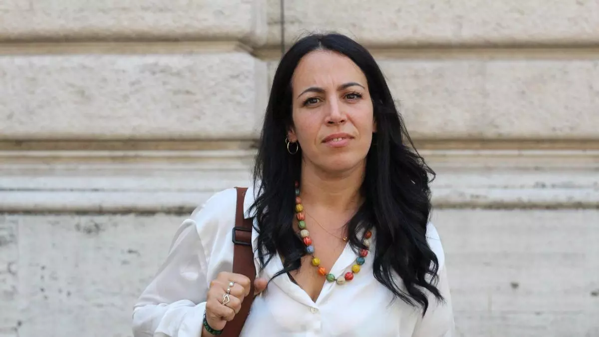 Ouidad Bakkali, la diputada que se planta contra la remigración en Italia: «Es una propuesta racista con una visión etnonacionalista y fascista»