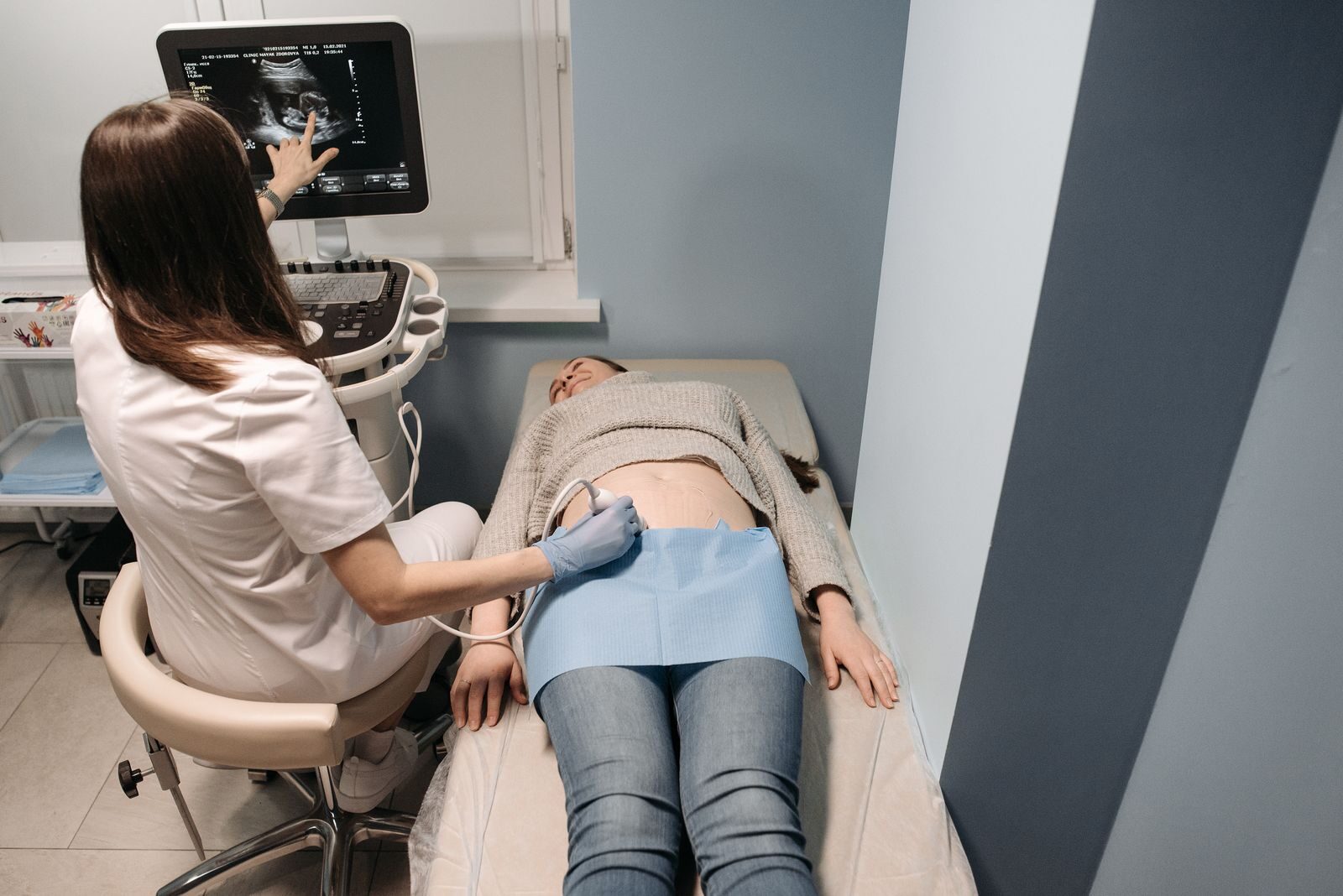 Cuando la tierra se seca, el cuerpo también lo nota: la sequía dispara los partos prematuros, según un estudio
