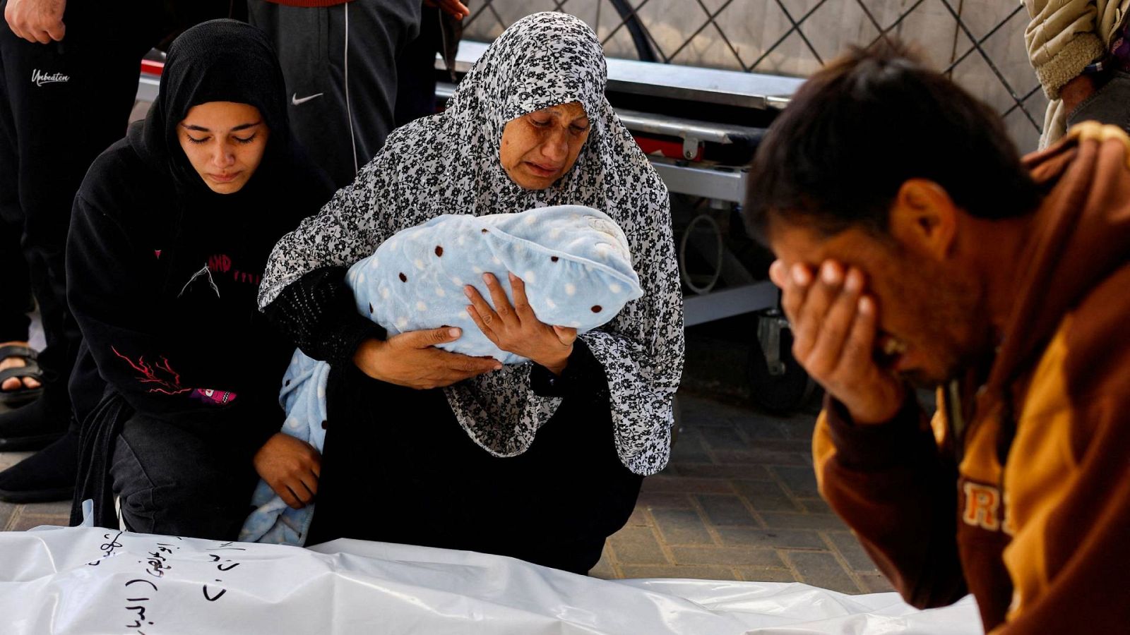 Israel intensifica los ataques en Gaza y deja al menos 18 muertos en una nueva escalada de violencia