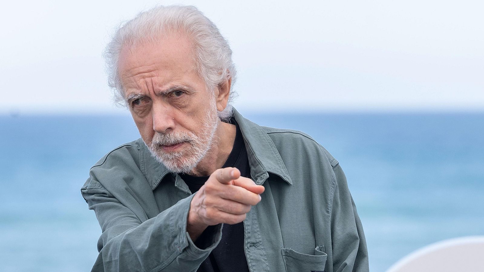 Fernando Trueba: «Darle un móvil a un niño es el daño más grande que se le puede hacer»