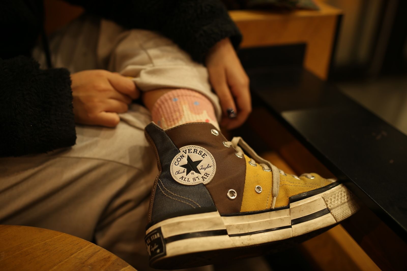 Converse retira un anuncio tras denuncias de que evocaba imágenes racistas del Ku Klux Klan