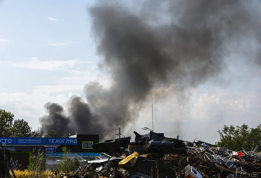 Rusia y Ucrania dejan de golpear Moscú y Kiev, pero la guerra sigue matando en el resto de Ucrania