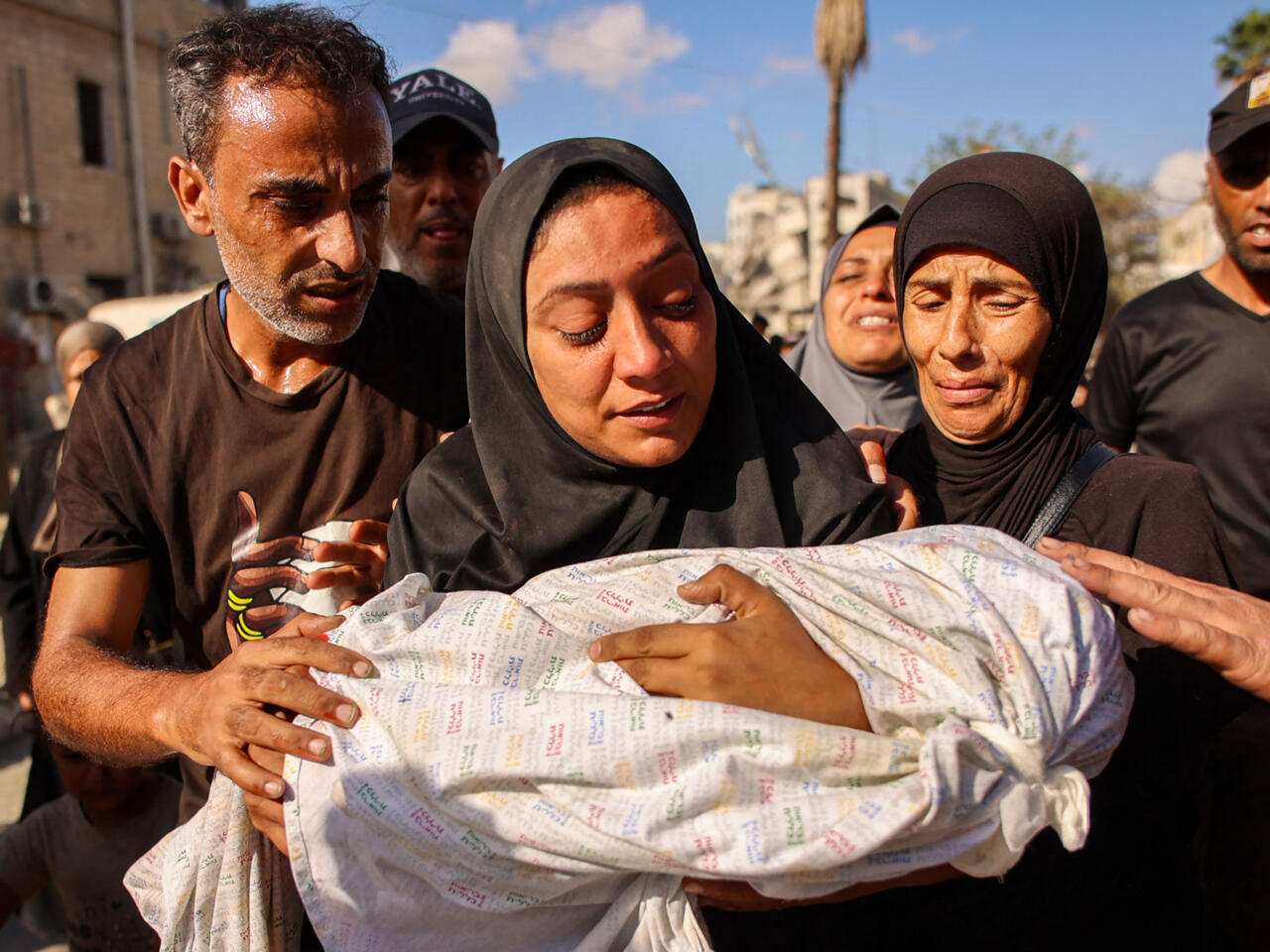 La ONU denuncia que más de 300 niños han muerto en Gaza desde el alto el fuego y alerta de una catástrofe humanitaria