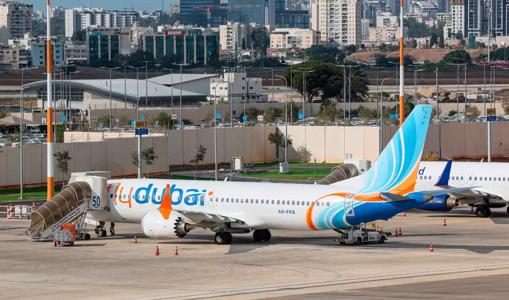 Un avión con 150 pasajeros aterriza de emergencia en Arabia Saudita tras un incidente sin esclarecer en la cabina