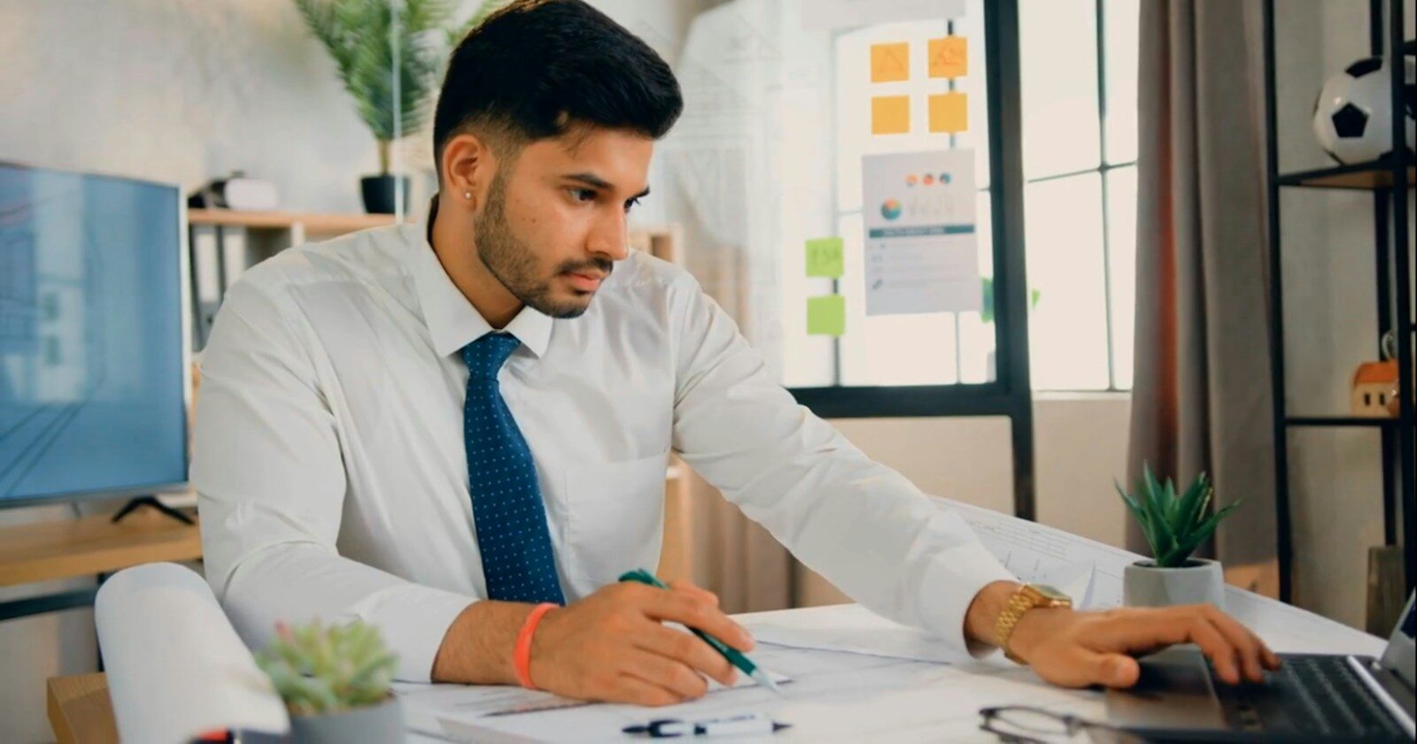 Perú abre una comisión para medir el golpe de la IA en el empleo, mientras la OIT advierte que las mujeres son las más expuestas