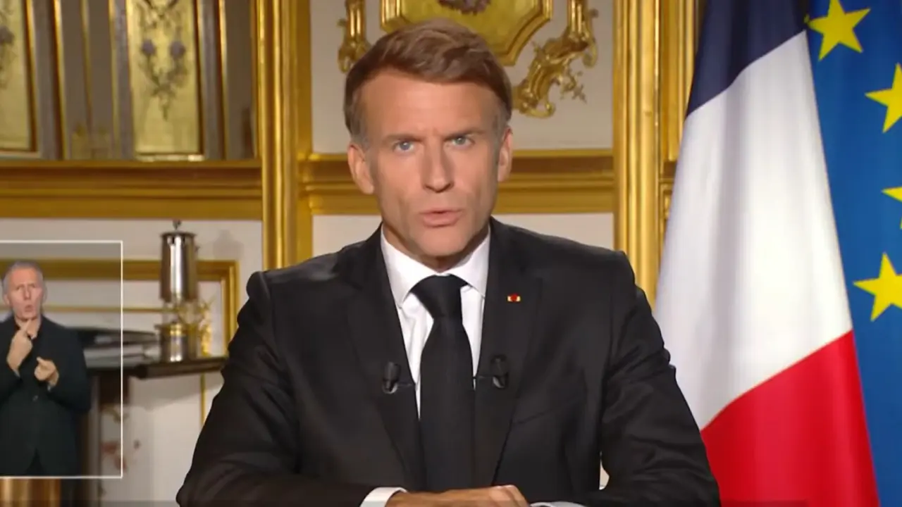 Macron acusa a la extrema izquierda de provocar graves disturbios en Francia y anuncia que se podrán prohibir algunas concentraciones