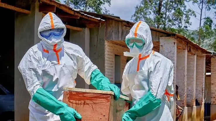 El ébola llega a Kenia tras semanas de viaje de un paciente por tres países sin ser detectado