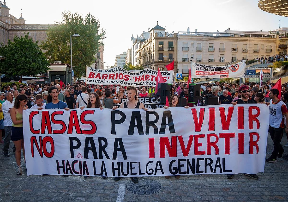 La crisis de la vivienda vuelve a llenar las calles: miles de personas protestan en más de 50 ciudades y reclaman una huelga general