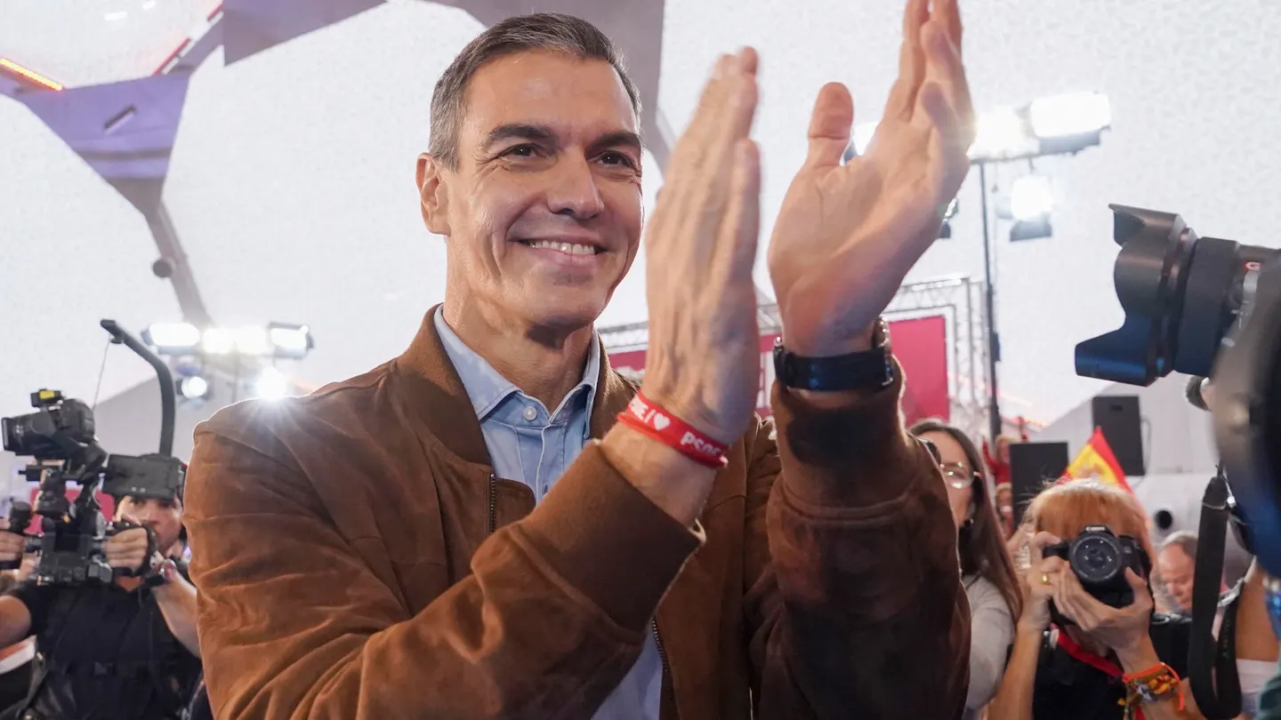 Sánchez promete subir el salario mínimo todos los años si gobierna y pide una mayoría progresista más amplia para las elecciones del 29N