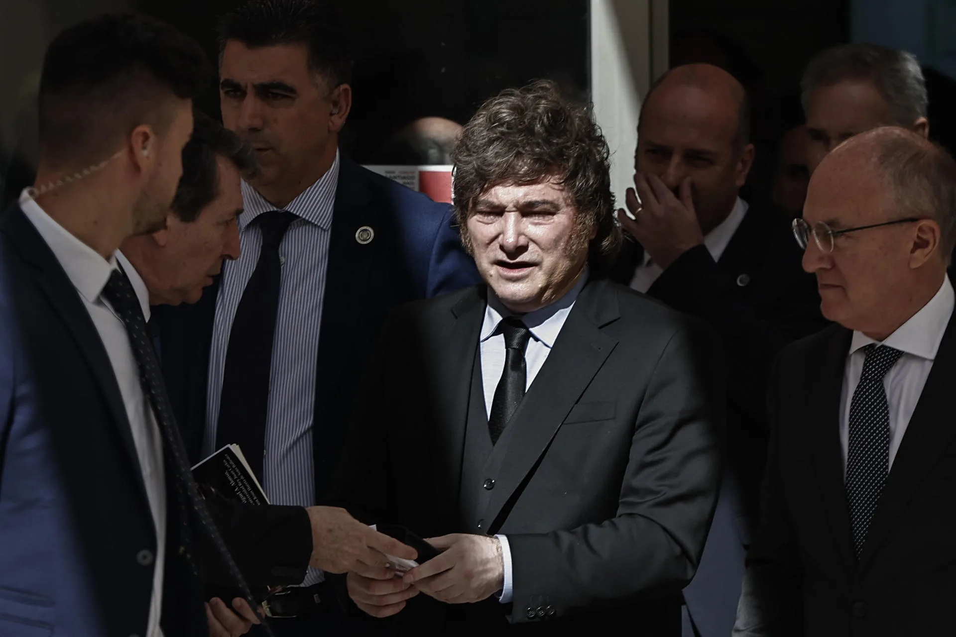 Milei llama «impresentable dictador» a Sánchez y pide «sacar a los socialistas a patadas» en su visita a Madrid